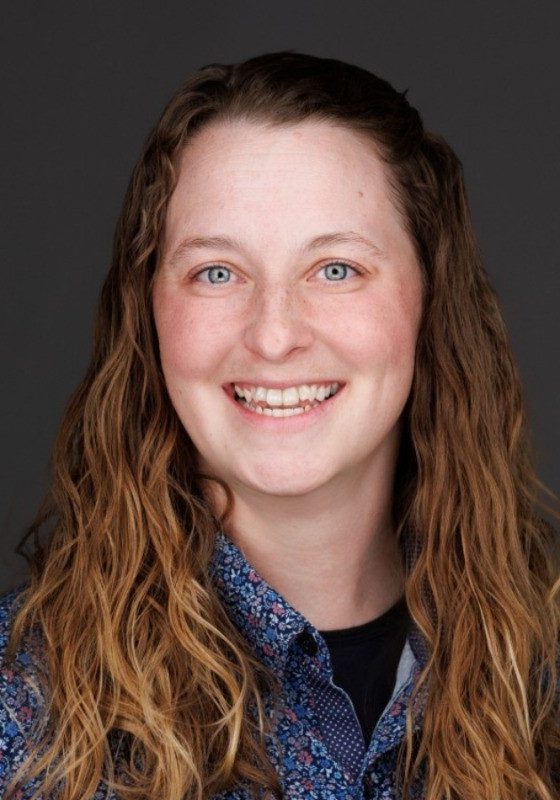 Laura Haller Headshot